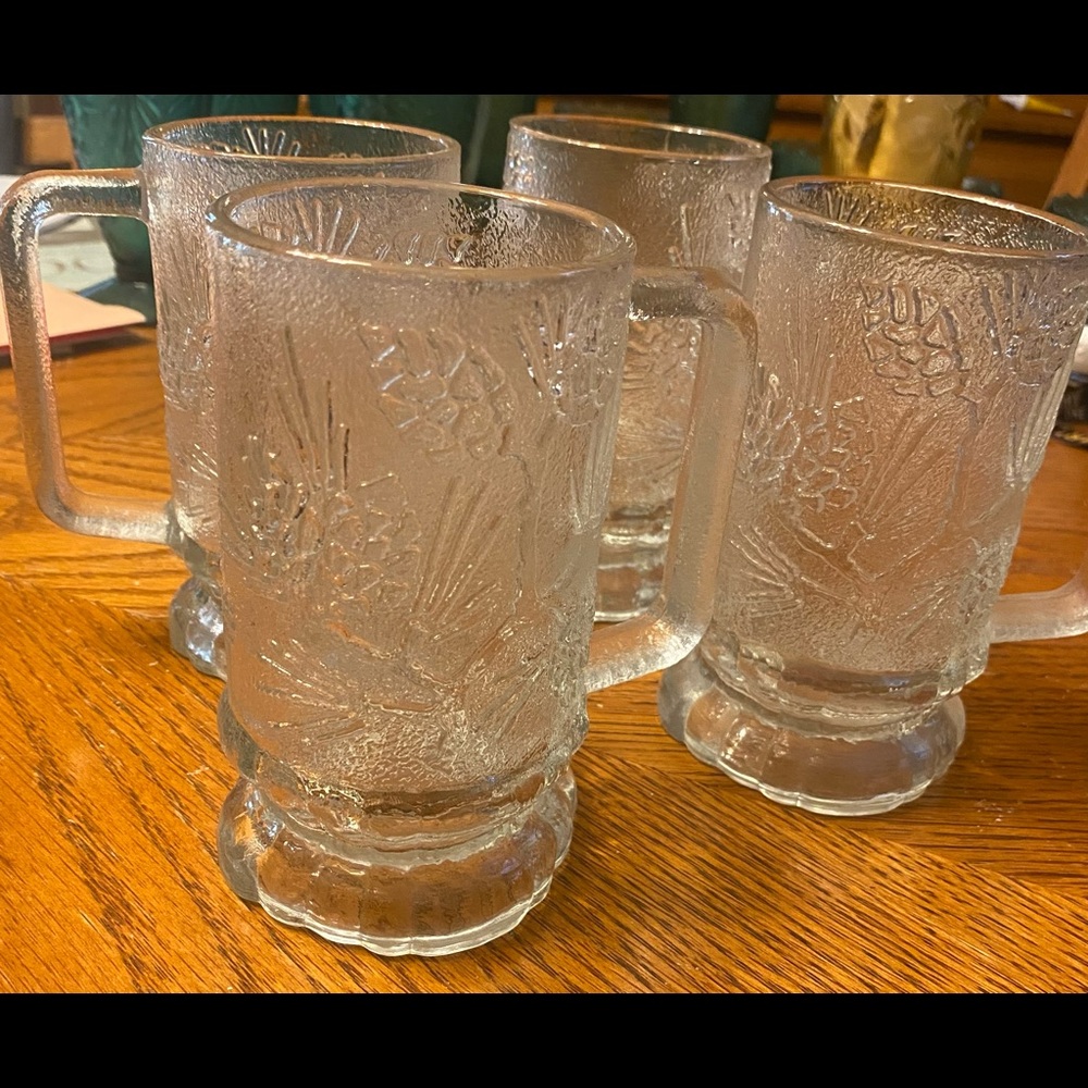 Vintage White Ponderosa Beverage Mug